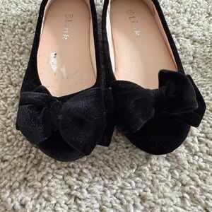 Link Black Kids Dress Shoes with Bow